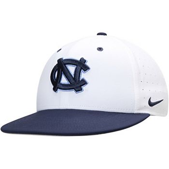 Nike Carolina AeroBill True Baseball Fitted Hat - Carolina Blue Bill with  White Crown