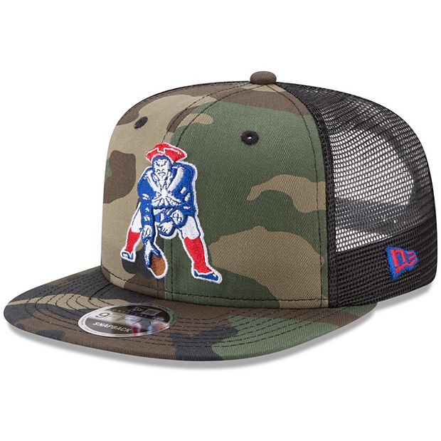 Men's New Era Woodland Camo/Black New England Patriots Throwback Logo  Trucker 9FIFTY Snapback Adjustable Hat