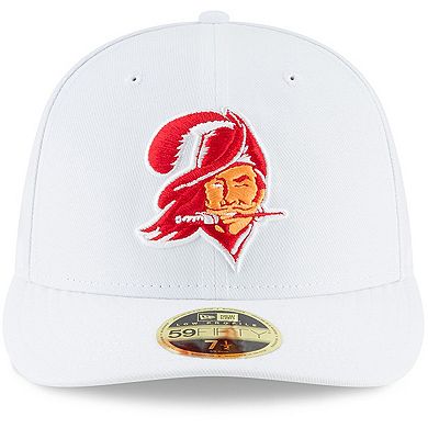 Men's New Era White Tampa Bay Buccaneers Omaha Low Profile 59FIFTY Fitted Hat