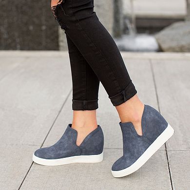 Journee Cardi Women's Sneaker Wedges