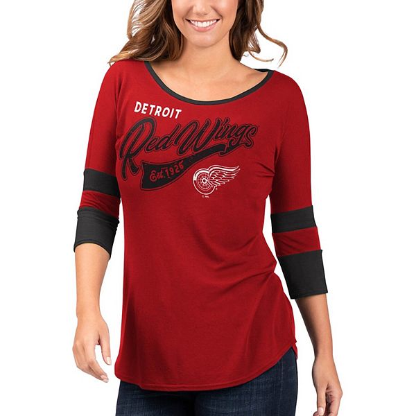 Women's Red Detroit Wings Long Sleeve T-Shirt Size: Small