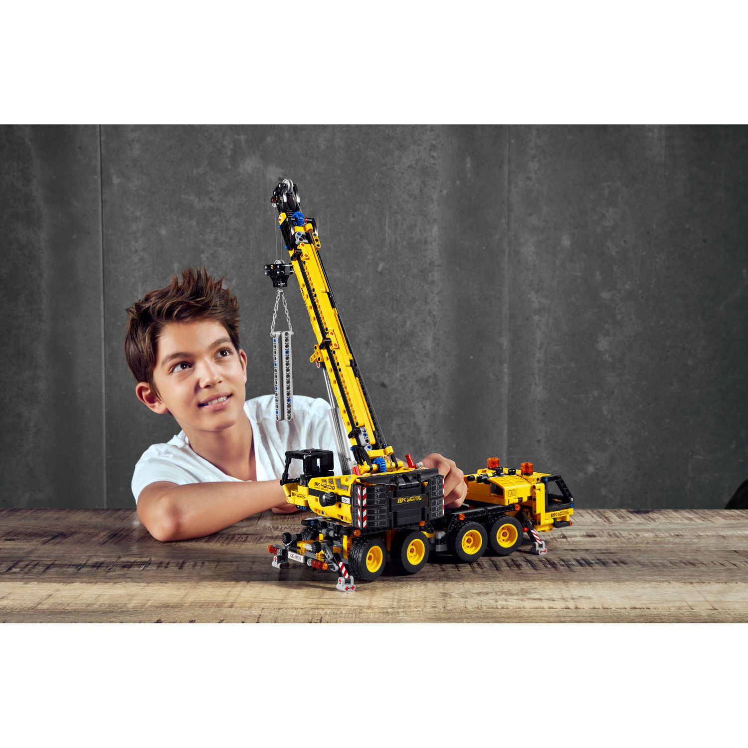 lego technic mobile crane 42108 building kit