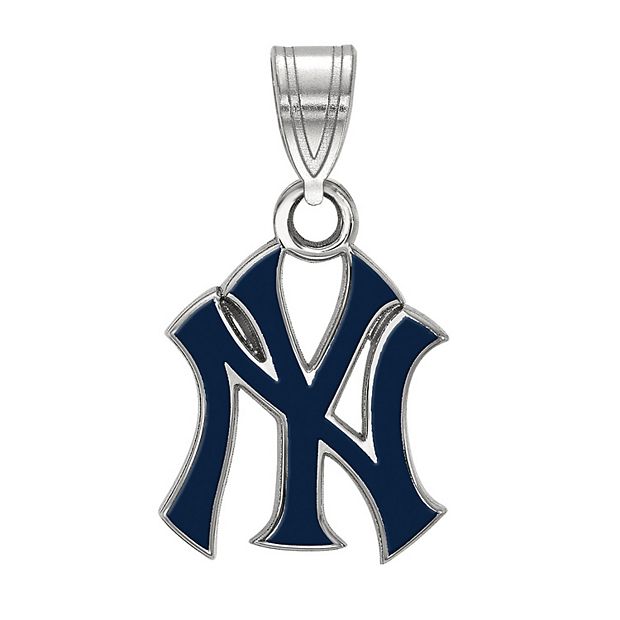 Yankees deals diamond pendant