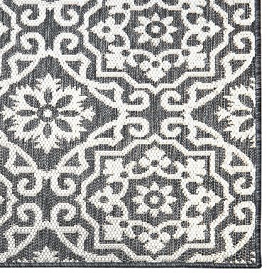 Nicole Miller Kenmare Patio Country Danica Area Rug