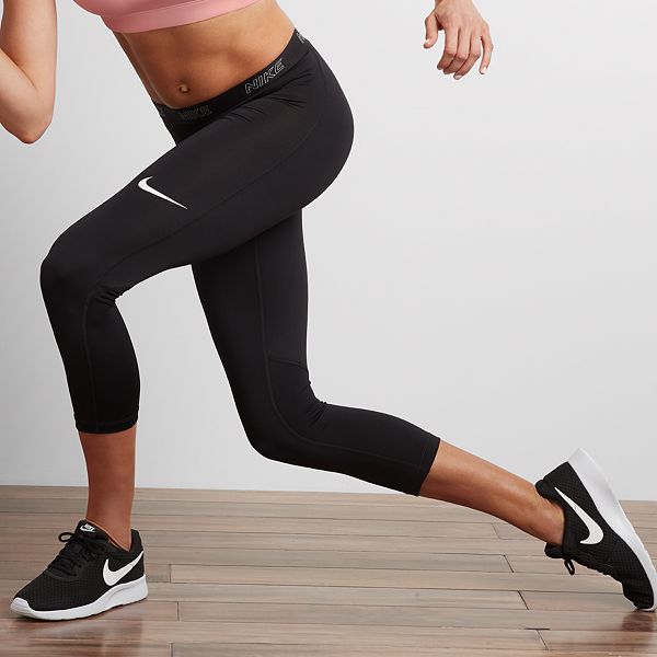 Nike victory base layer tight fit capri on sale