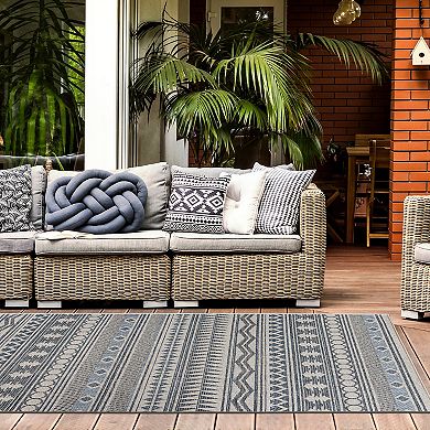 World Rug Gallery Bahama Geometric Stripe Indoor Outdoor Rug