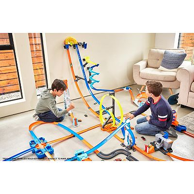 Hot Wheels Action Hill Climb Champion Assortment Set by Mattel