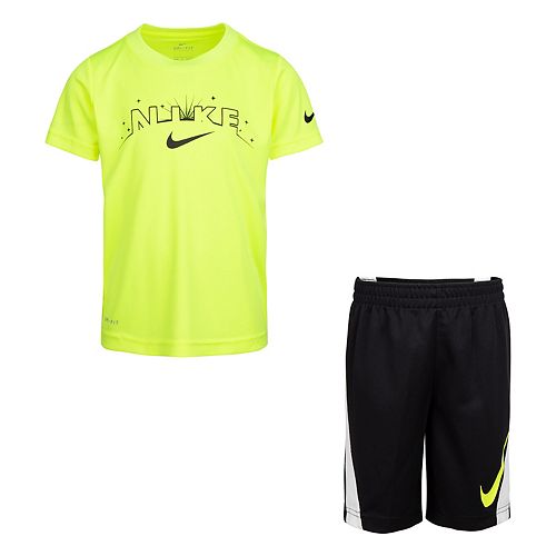 nike t shirt shorts set mens