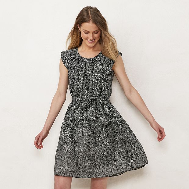 strapless open back dress V-Collar Box Pleat Dress