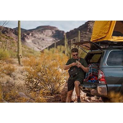 Eddie Bauer 7L Trail Bag