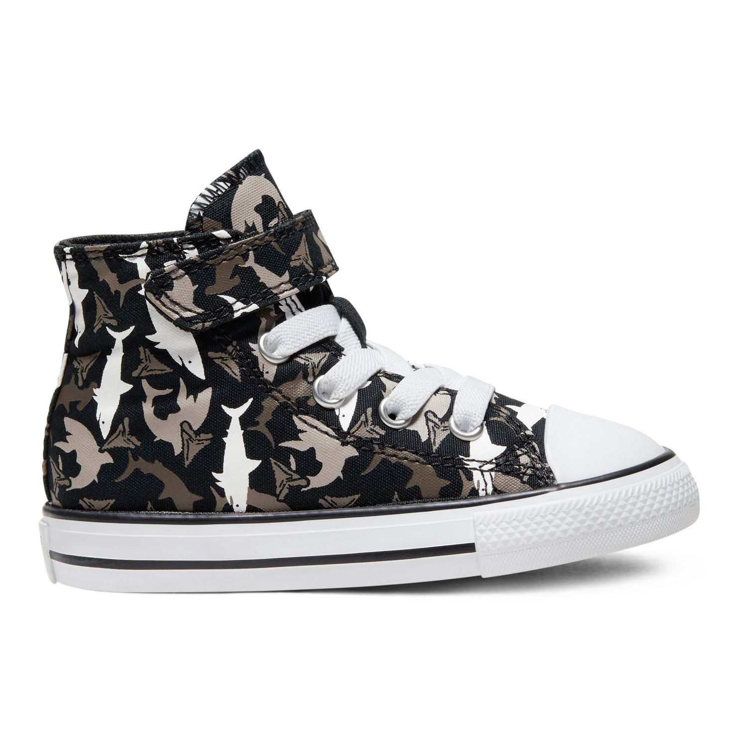 boys shark shoes