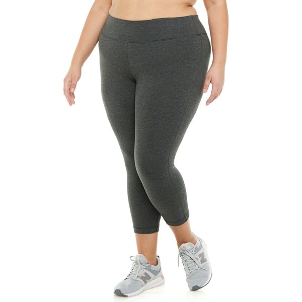 Plus Size Tek Gear® Essential High-Waisted Capri Leggings