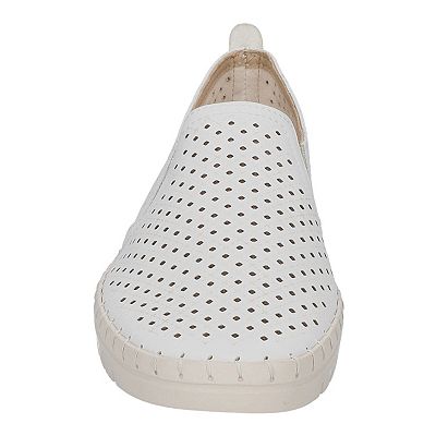 Easy Street Fresh Women's Slip-On Sneakers