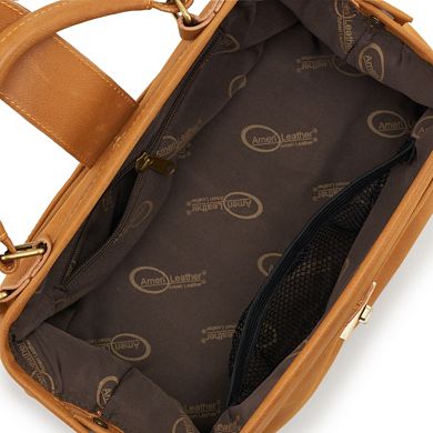 AmeriLeather Hillary Classic Crossbody Bag