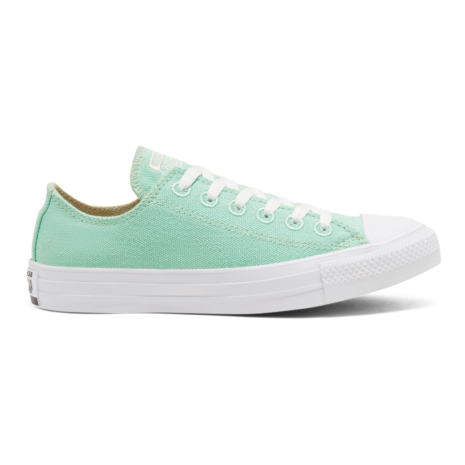 chuck taylor all star renew low top