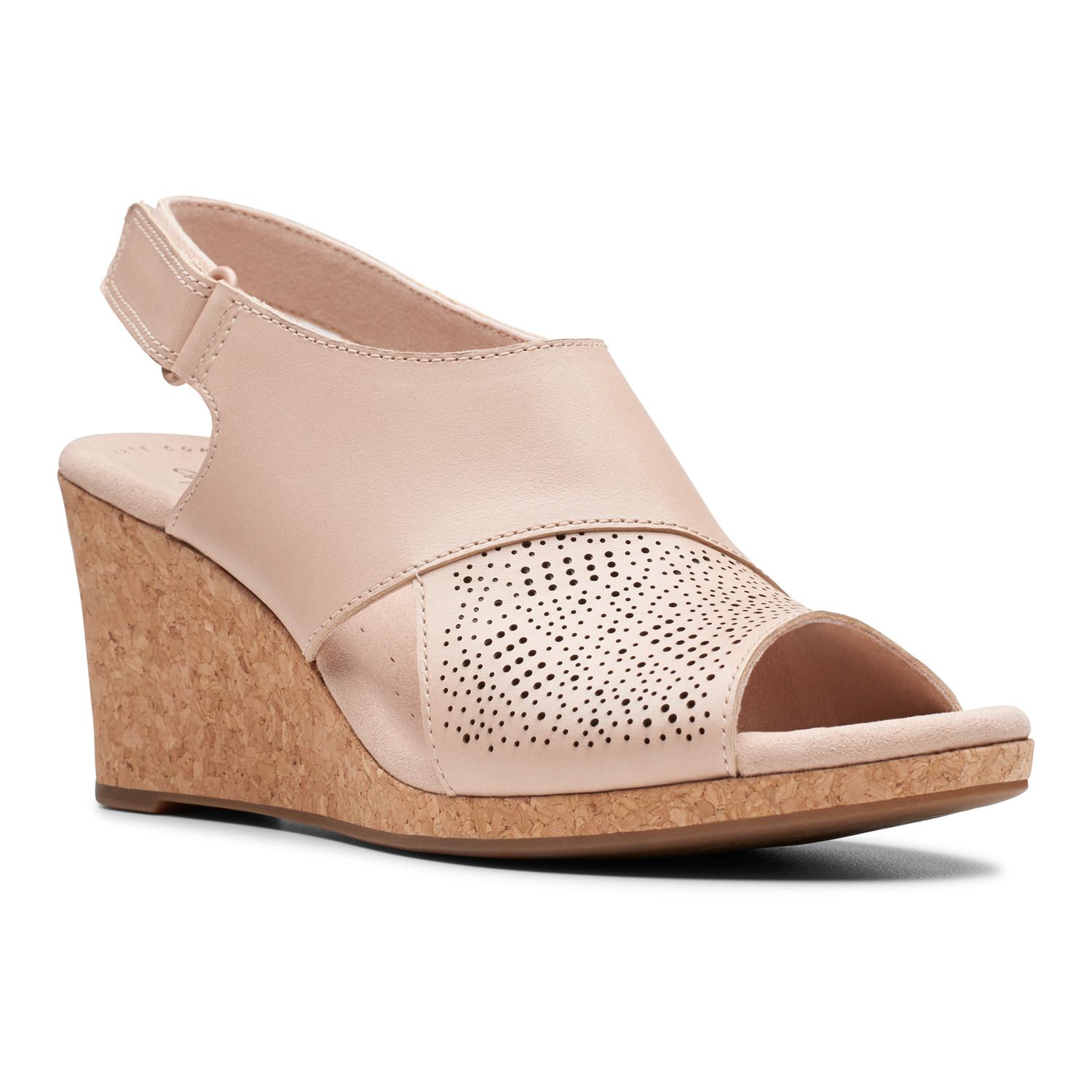 clarks women's wedge shoes