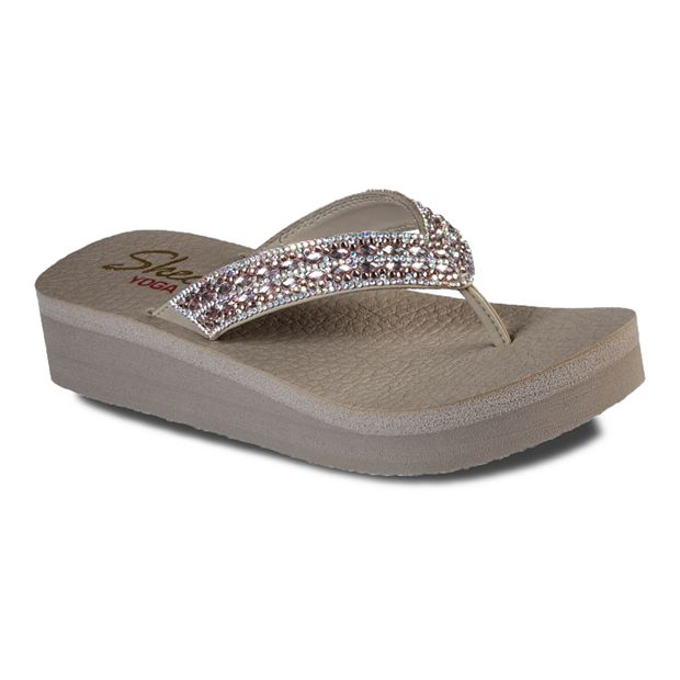 Skechers store vinyasa sandals