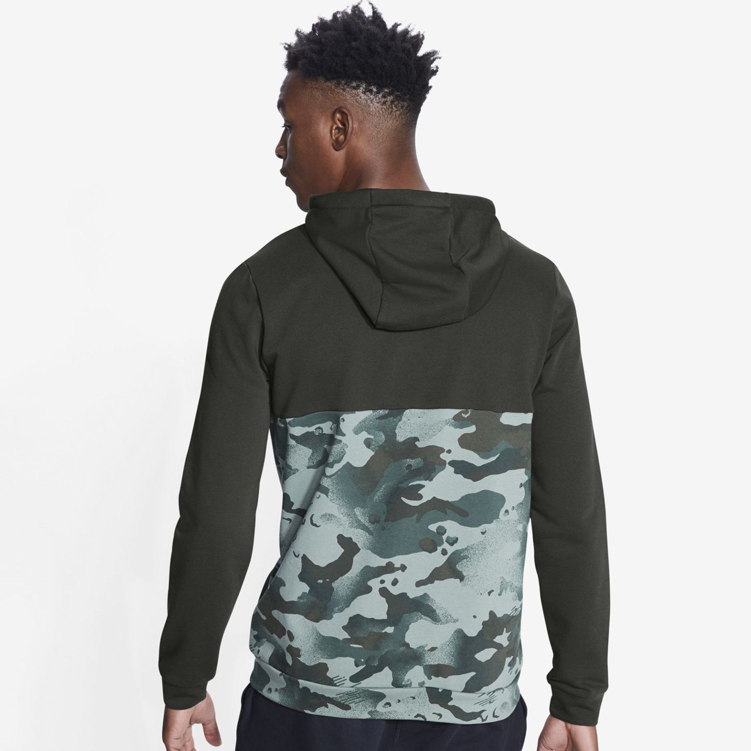 nike dri fit camo hoodie