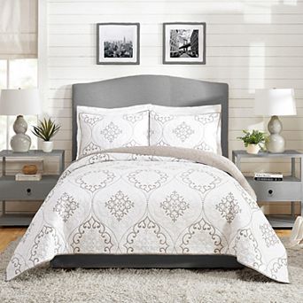 Modern Heirloom Chambers Quilt Set with Shams