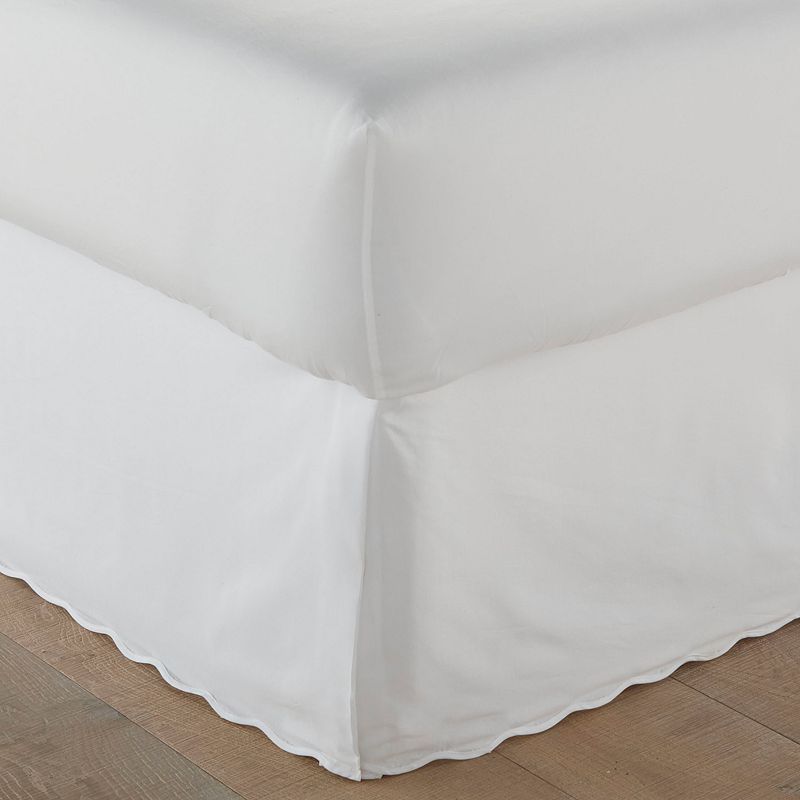 46684933 Stone Cottage Solid Scallop Bedskirt, White, King sku 46684933