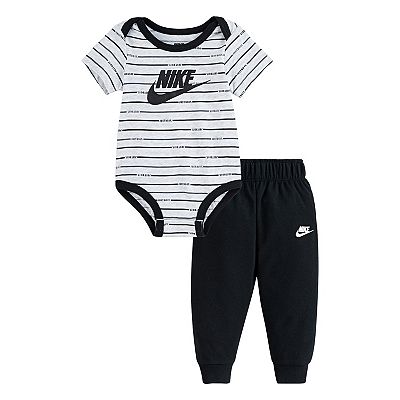 Baby Boy Nike Piece Striped Logo Bodysuit Pants Set