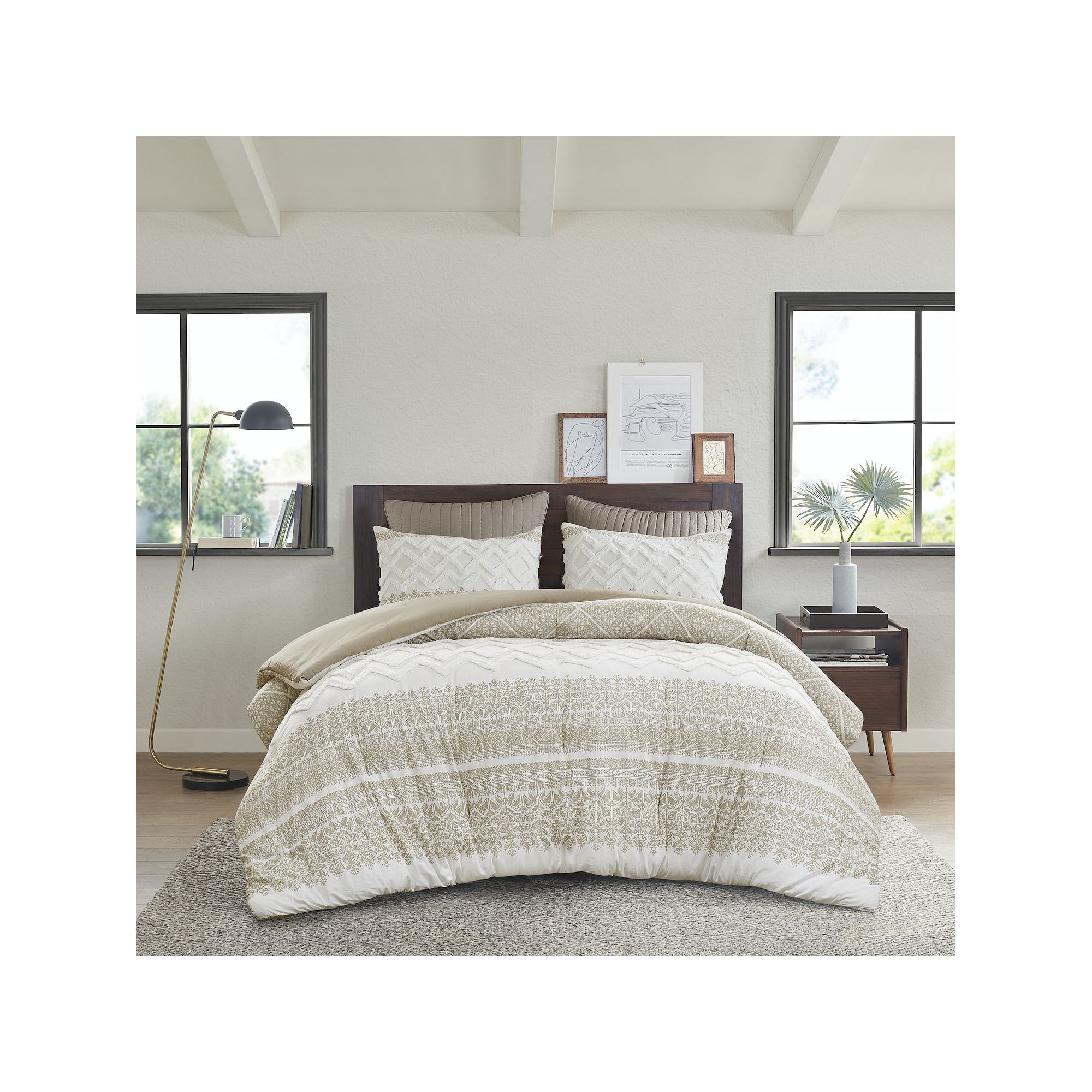 INK+IVY Mila 3-Piece Chenille Tufted Cotton Comforter Set with Shams, Brown