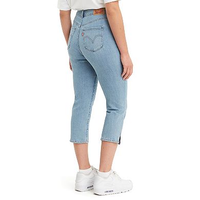 Women's Levi's® Classic Sculpting Capri Jeans