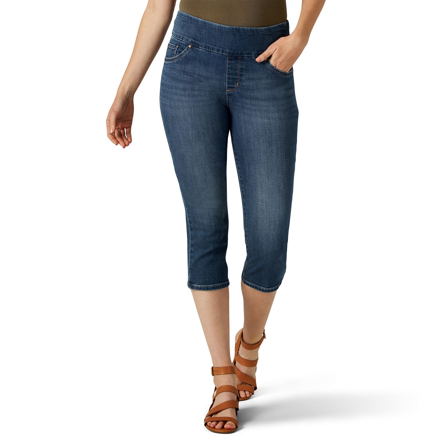 Petite Lee® Sculpting Pull-On Capri Jeans