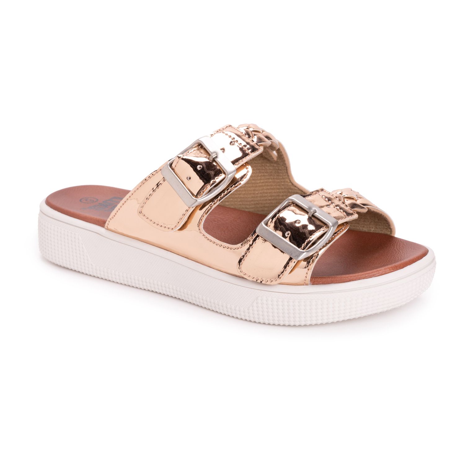 muk sandals