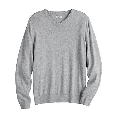 Men's Croft & Barrow® Easy-Care Solid V-Neck Sweater