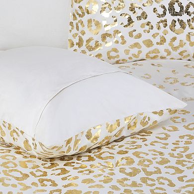 Intelligent Design Serena Metallic Animal Printed Comforter and Coordinating Pillows