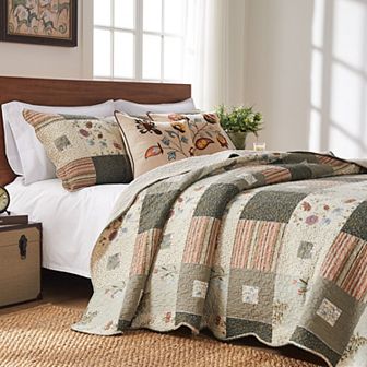 Greenland Home Sedona Quilt Set with Throw Pillows