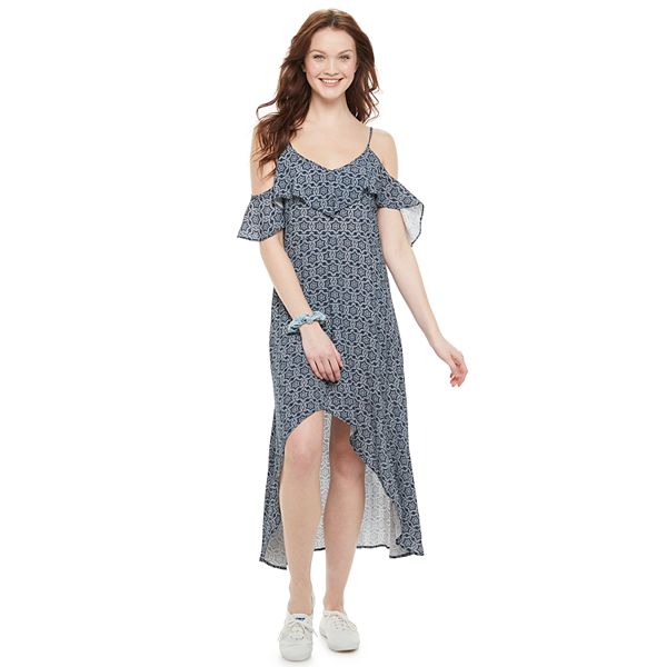Juniors' Rewind Cold Shoulder Maxi Dress