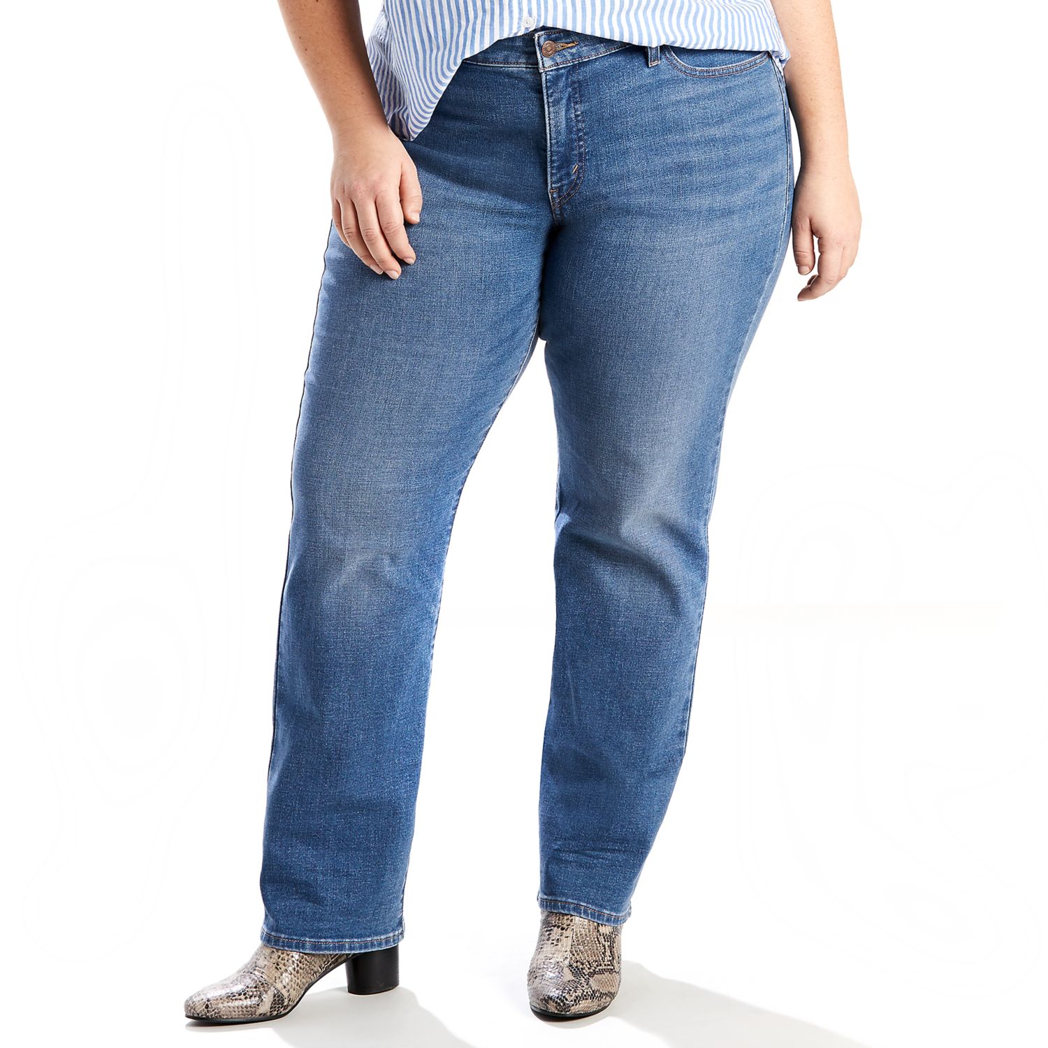 levi classic fit straight leg jeans