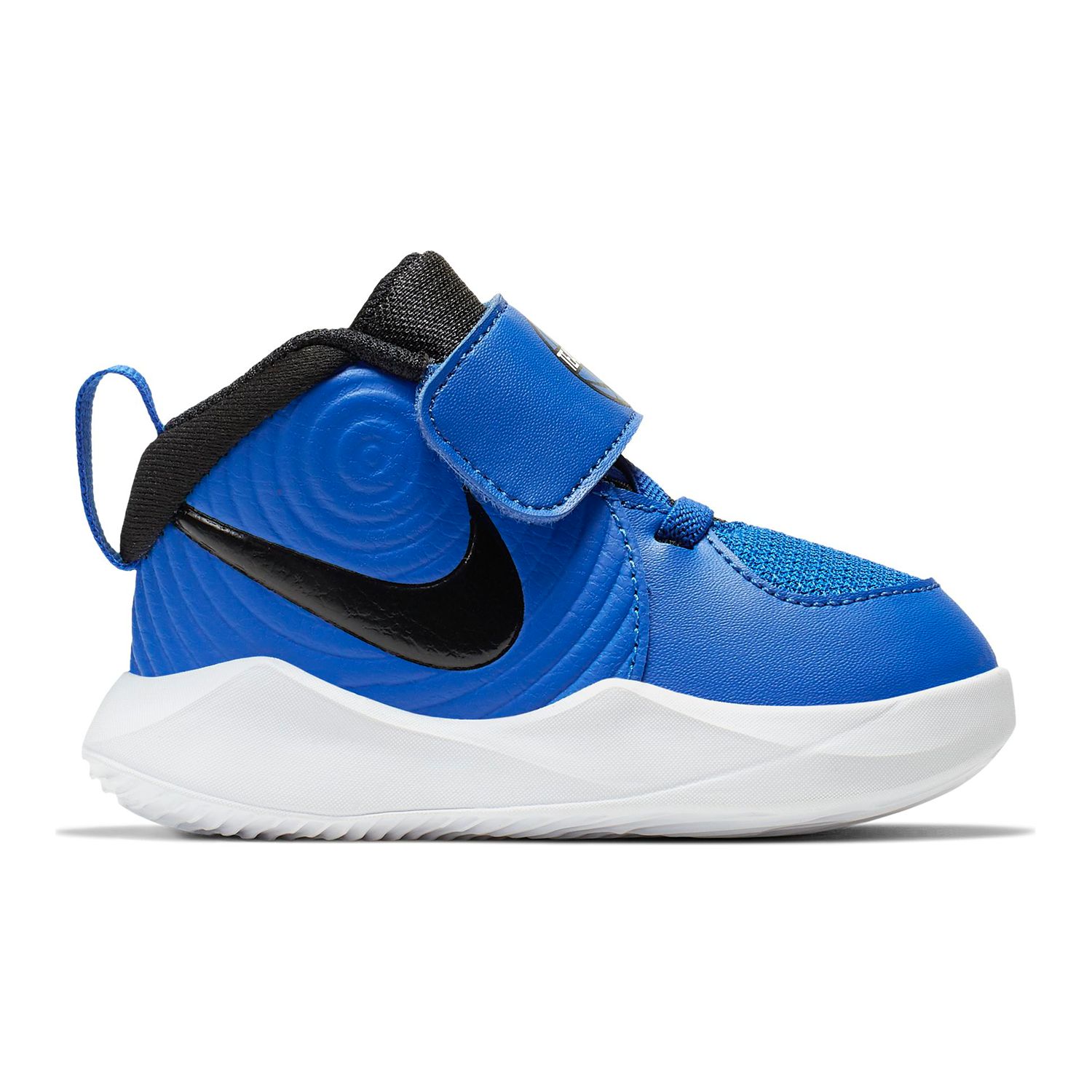 nike team basketball shoes