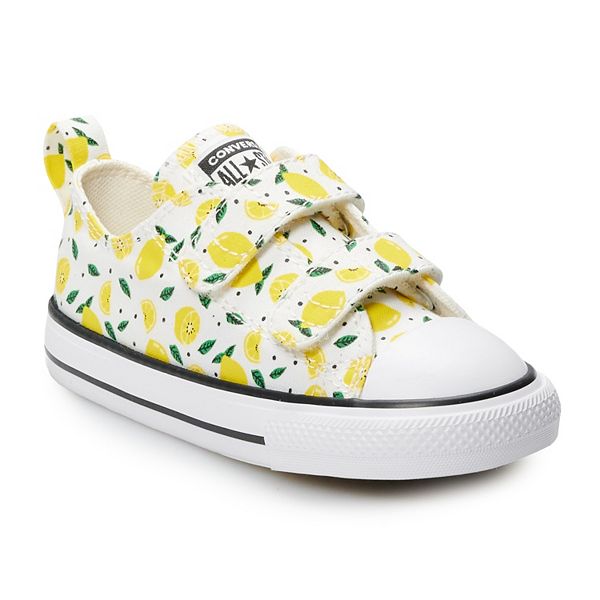 Biscuit Professor Trend Toddler Converse Chuck Taylor All Star Lemon 2V Sneakers