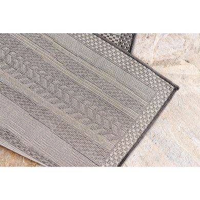 Unique Loom Outdoor Lines Area Rug