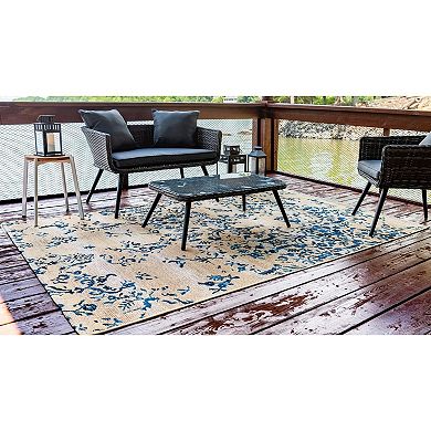 Unique Loom Outdoor Ivy Area Rug