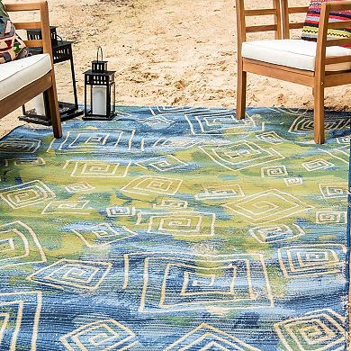 Unique Loom Outdoor Vortex Area Rug