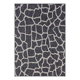 Unique Loom Giraffe Outdoor Rug