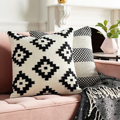 Decor 140 Filomena Throw Pillow