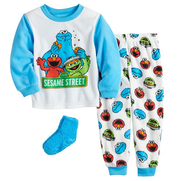 Toddler Boy Sesame Street Monsters 2 Piece Fleece Pajama Set With Socks