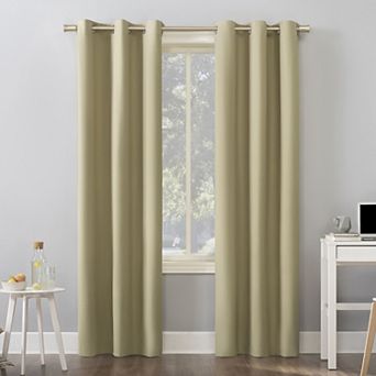 Sun Zero Cyrus Thermal 100% Blackout Grommet Window Curtain