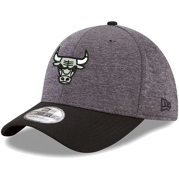 Men's New Era Heathered Gray/Black Chicago Bulls 39THIRTY Flex Hat