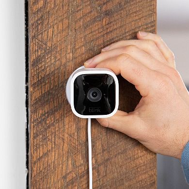 Amazon Blink Mini Compact Indoor Plug-in Cam