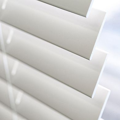 Chicology Cordless Faux Wood Blind