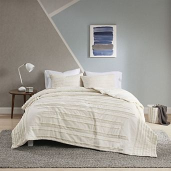 Intelligent Design Camden Chenille Quilt Set with Shams