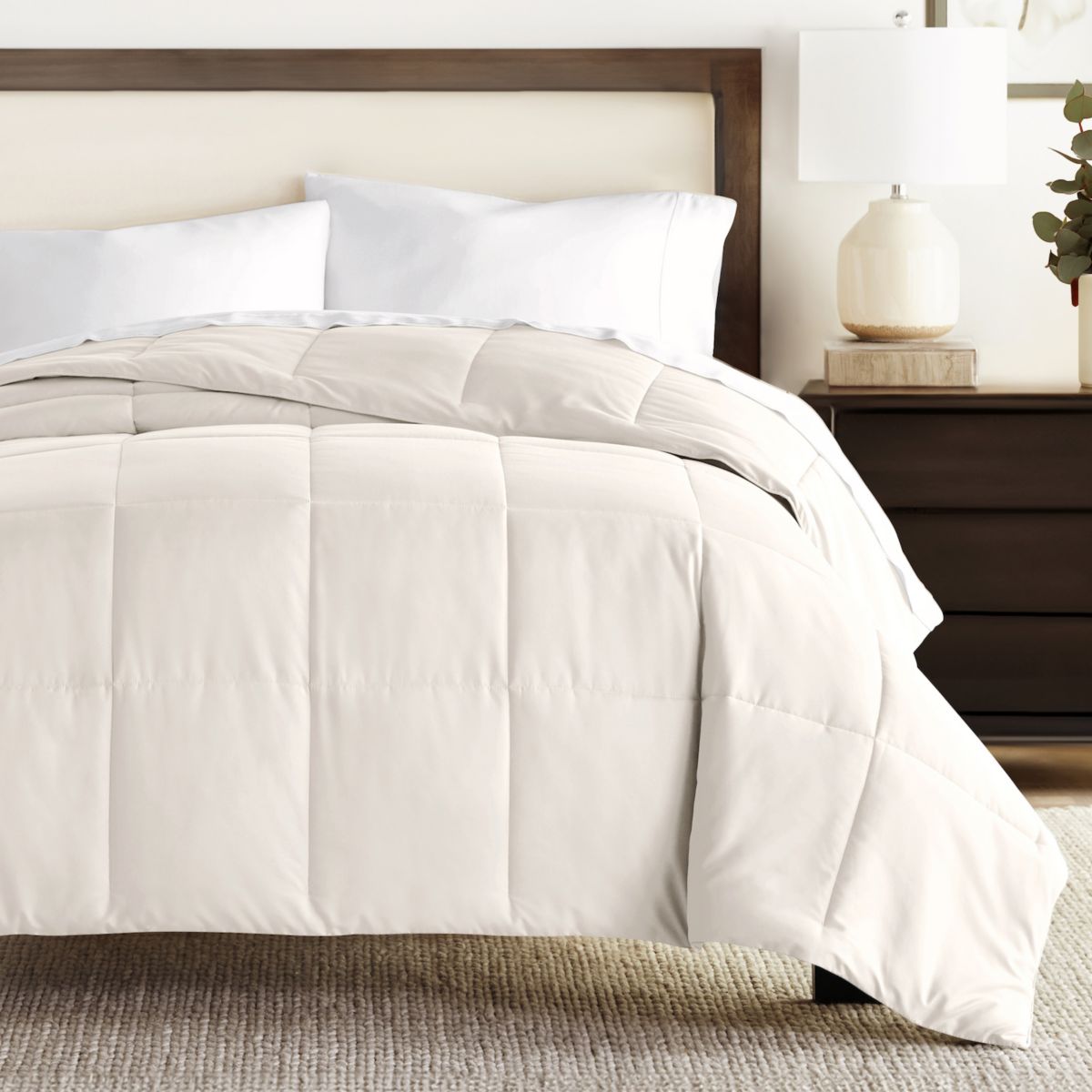 Home Collection All Season Lightweight Premium Down-Alternative Comforter - Ivory, FULL/QUEEN