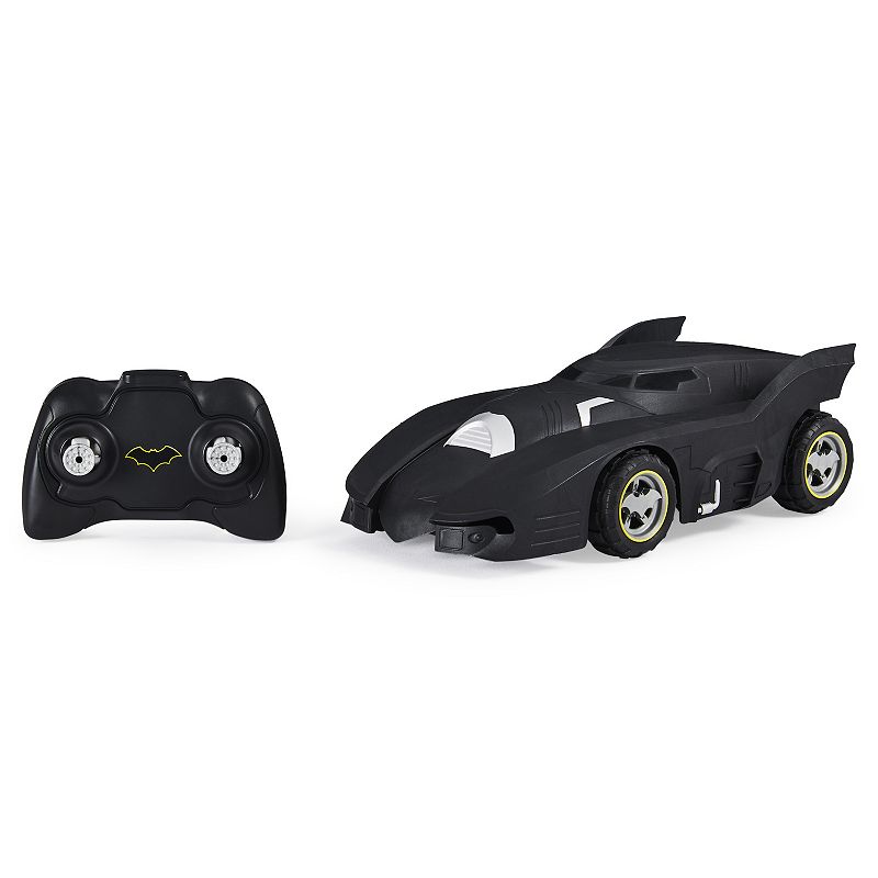 Batman Batmobile Remote Control Vehicle 1:20 Scale  for Kids Aged 4 and up