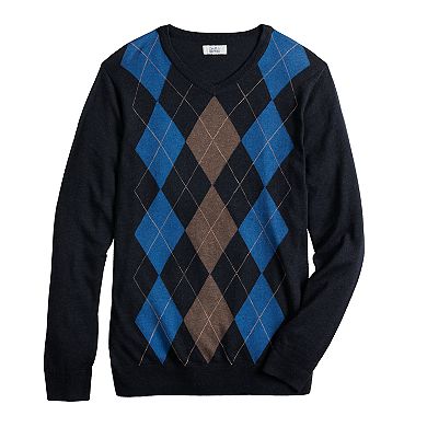 Men's Croft & Barrow® Easy-Care Argyle V-neck Sweater